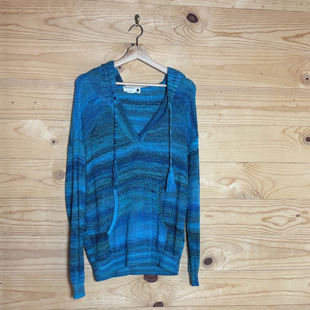 Back Beat Co. Blue‎ V-Neck Sweater